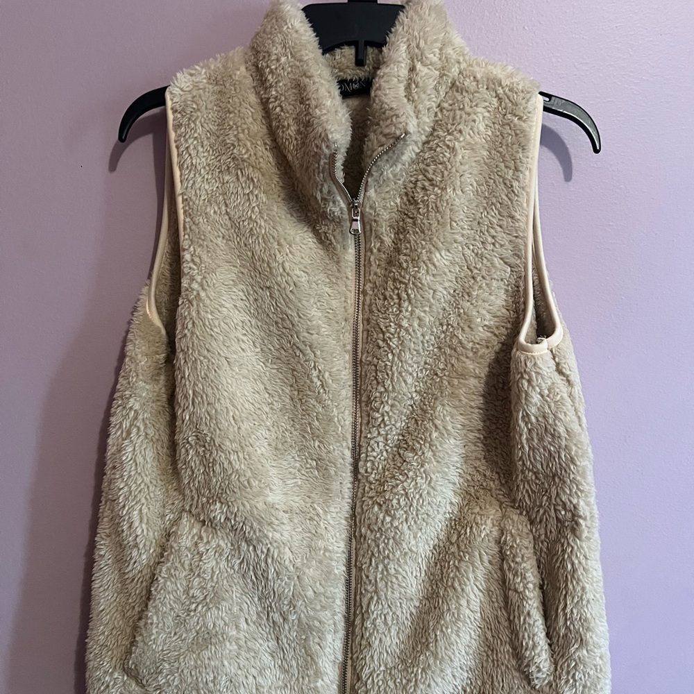 Women's Cream Fleece Vest